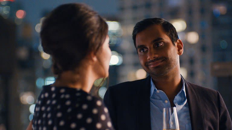 Aziz Ansari continúa su exploración sobre el romance actual en la segunda temporada de Master of None