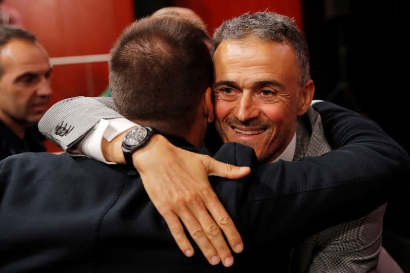 Luis Enrique, seleccionador de España, tras la rueda de prensa en la sede de la Federación Española de Fútbol, Las Rozas