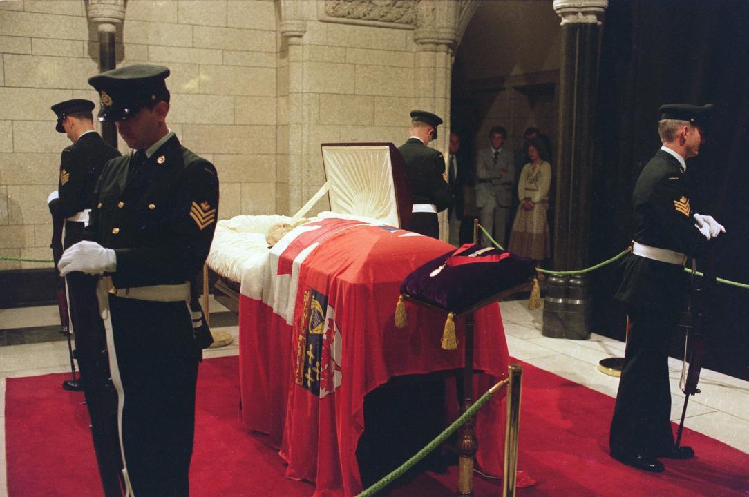 Former prime minister John Diefenbaker lies in state in the hall of honour in the Parliament Buildings in Ottawa, Aug.17, 1979. (CP PHOTO/Peter Bregg)