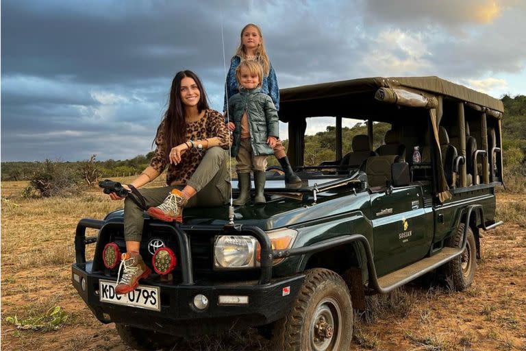 Zaira Nara se animó a una aventura arriesgada y viajó a África para hacer un safari entre leones, jirafas y elefantes. Foto/Instagram: zaira.nara