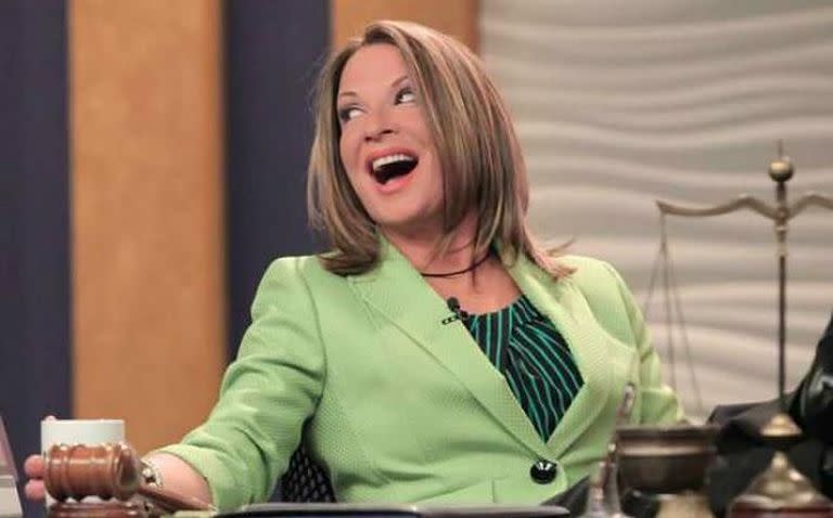 Telefe repuso Caso cerrado, el talk show conducido por la abogada Ana María Polo