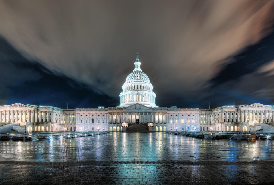 US capitol building at night