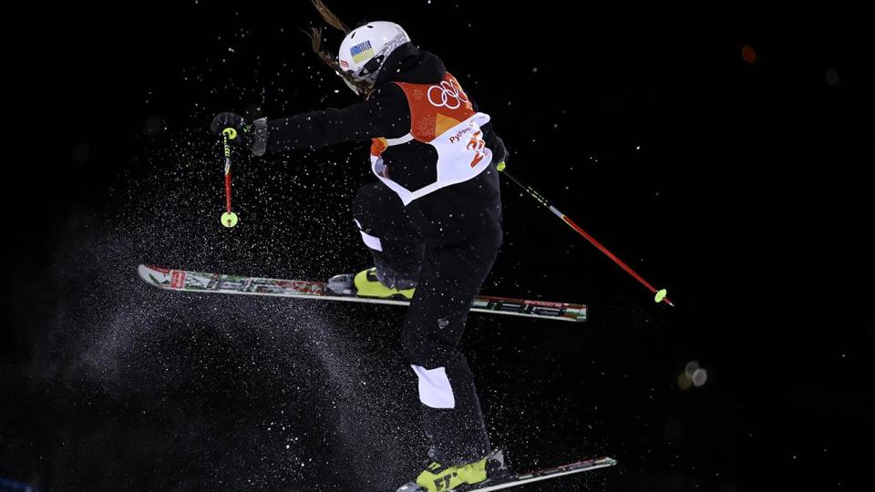 <p>Ukraine's Tetiana Petrova crashes during the Ladies' Moguls Qualification.</p>