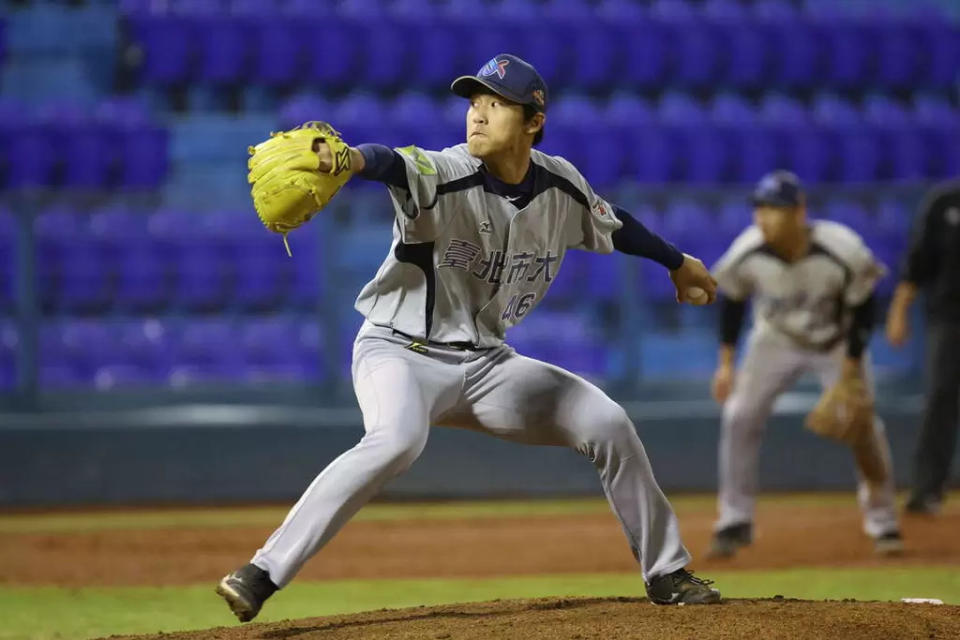 大一左投陳品宏後援奪勝。大專體總提供