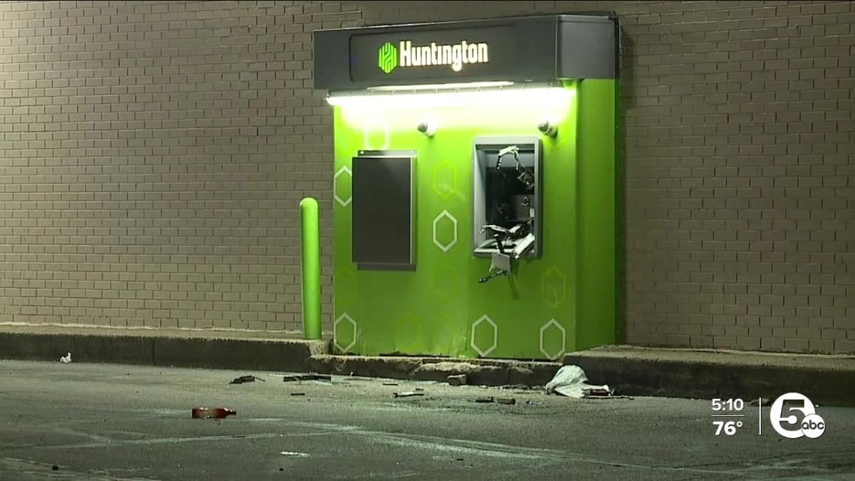 ATM stolen from Huntington Bank in Cleveland