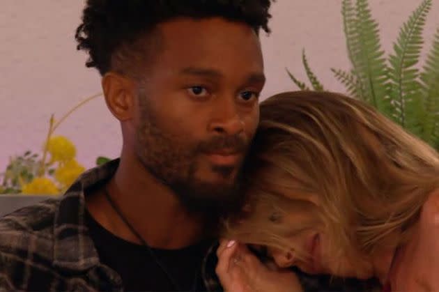 Teddy and Faye on Love Island (Photo: ITV)