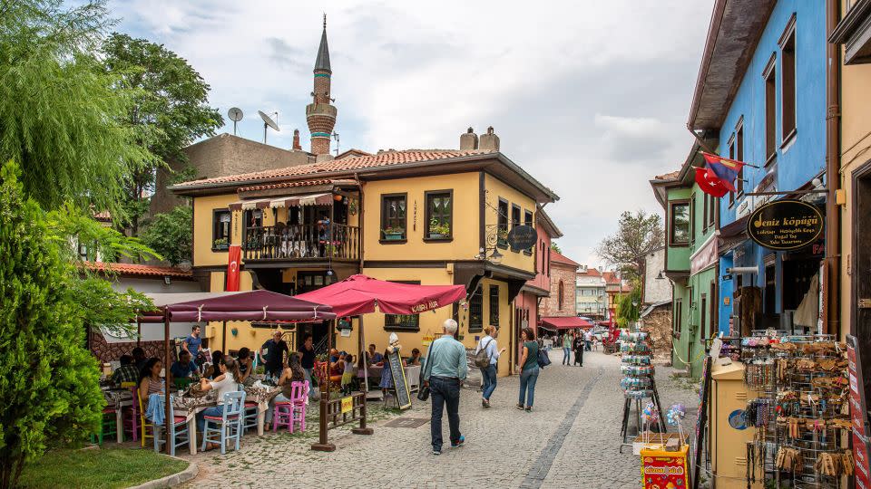 Eskişehir is known as one of Turkey's most European towns. - Ihsan Gercelman/Alamy Stock Photo