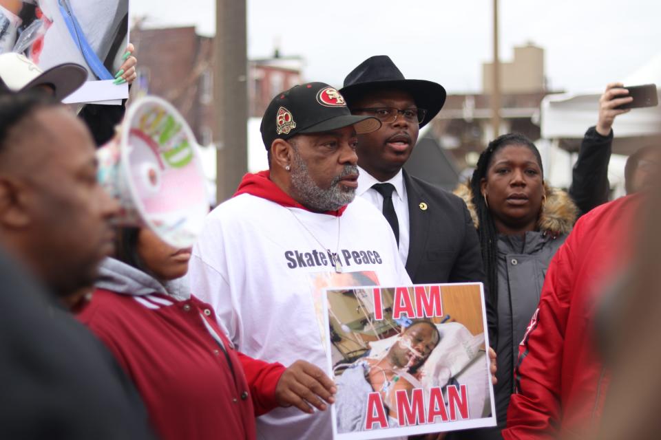 : Rodney Wells, Tyre Nichols’ stepfather, stands and listens to chants from activists outside of the National Civil Rights Museum at the Lorraine Motel Monday, Jan. 16, 2023. Nichols died January 10 after a traffic stop with the Memphis Police Department.