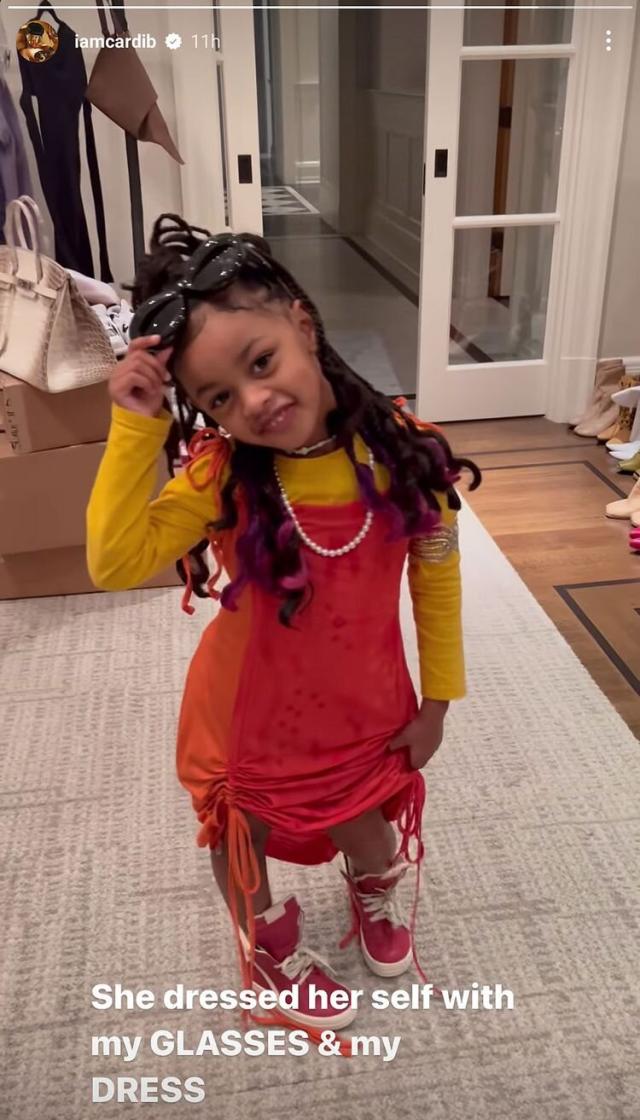 ilegal Concurso Fecha roja Cardi B presume a su hija, Kulture Kiari, vistiendo la ropa de diseñador de  mamá