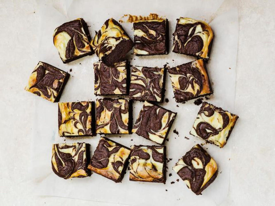 Fudgy Cheesecake Brownies