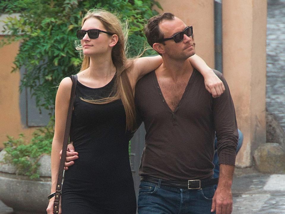 Jude Law is seen with his girlfriend Phillipa Coan visits Musei Capitolini in Rome on August 25, 2015 in Rome