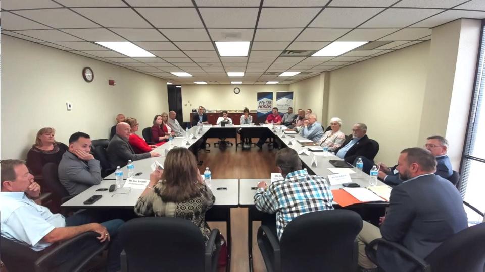 U.S. Rep. Yvette Herrell (R-NM) leads a meeting with local elected officials and oil and executives, June 2, 2022 in Hobbs.