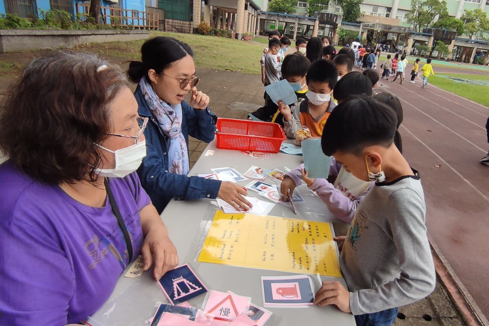 玉成國小兒童節推出多項遊戲闖關活動