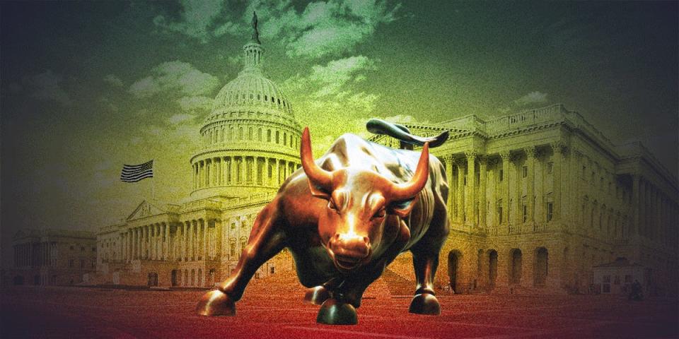 Wall Street bull in front of Capitol Hill on a gradient background.