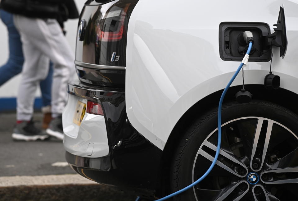 Por qué el precio de los coches eléctricos va camino de caer en picado REUTERS/Toby Melville