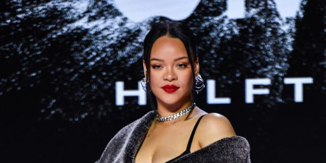 Rihanna Talks Super Bowl Halftime Show, New Music In Pre