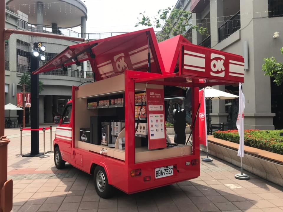 超商跨年車車出動！7-11「行動購物車」喝超夯熱巧克力，OK專車嗑蛋塔、買福袋