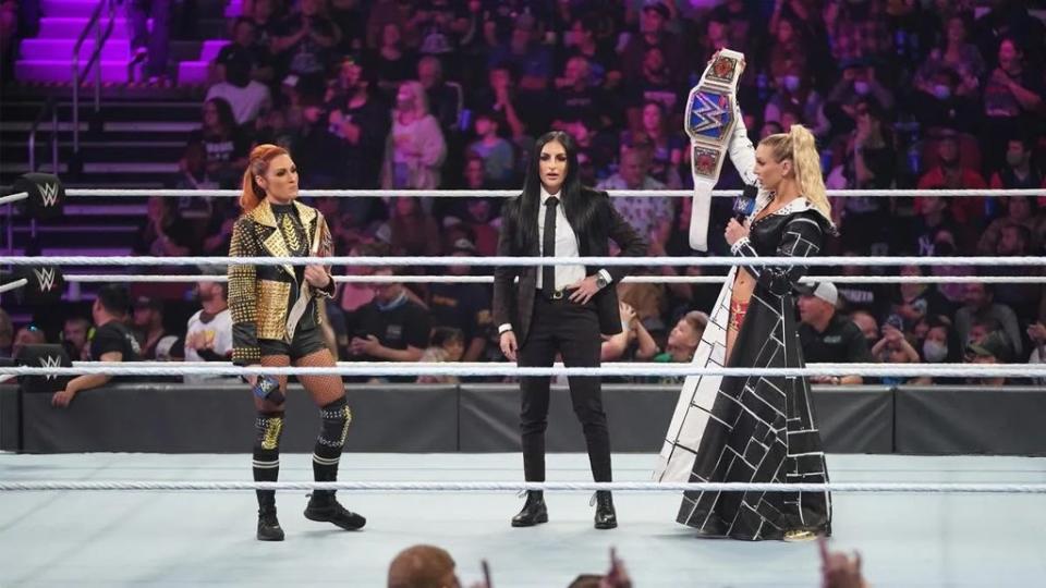 Becky Lynch and Charlotte Flair ahead of their title exchange on WWE SmackDown (WWE.com)
