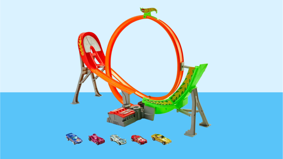 Best Easter gifts for kids at Walmart: Motorized Raceway Track Set