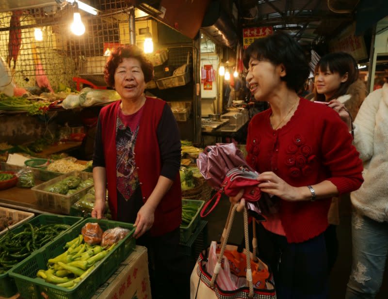 台北市長柯文哲夫人陳佩琪預做年菜。菜、火鍋、餐、菜市場。（台北市政府提供）