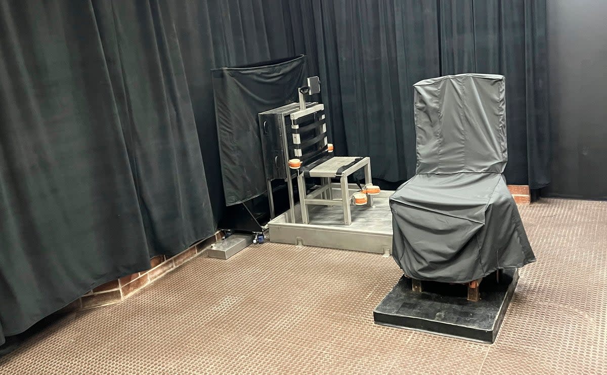 The South Carolina Department of Corrections’ death chamber in Columbia, including the electric chair (right) and a firing squad chair (left)  (South Carolina Department of Corrections)