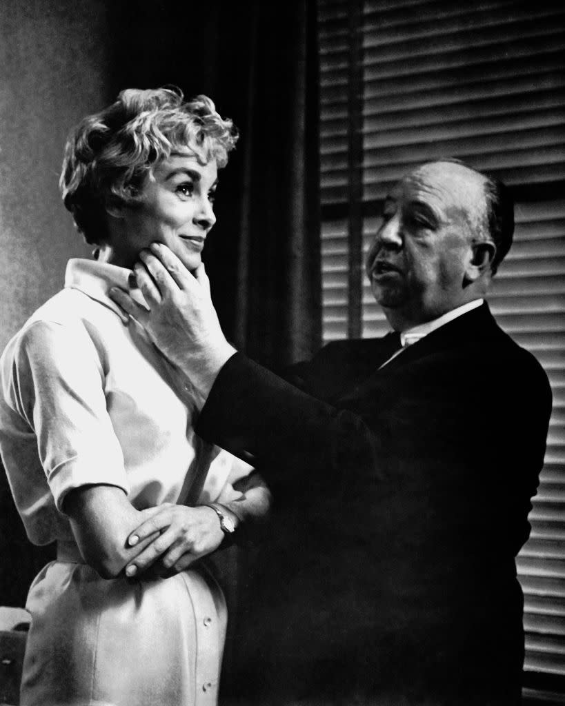 Alfred Hitchcock directs actress Janet Leigh in Psycho. (Photo: Silver Screen Collection/Getty Images)