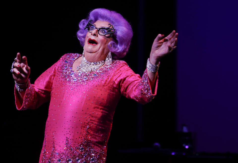 LOS ANGELES, CALIFORNIA-JANUARY 27, 2015: Barry Humphries took the stage as Dame Edna in his farewell tour at the Ahmanson Theater on Tuesday evening.  (Photo by Michael Robinson Chavez/Los Angeles Times via Getty Images)