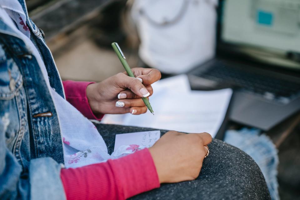 Sending a thoughtful note or card is a nice way to reach out.