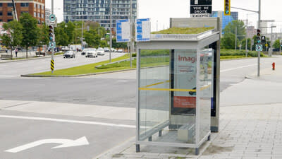 Transit accommodation in the Ville-Marie district at the Robert-Bourassa/Saint-Jacques intersection. (CNW Group/École de Technologie Supérieure)