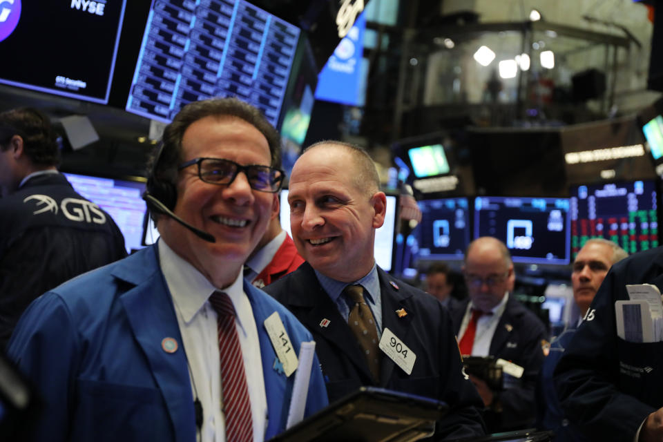 U.S. stock futures rose as investors awaited further details of the outcome on trade talks between delegations from the U.S. and China, which unexpectedly extended into a third day. (Photo by Spencer Platt/Getty Images)