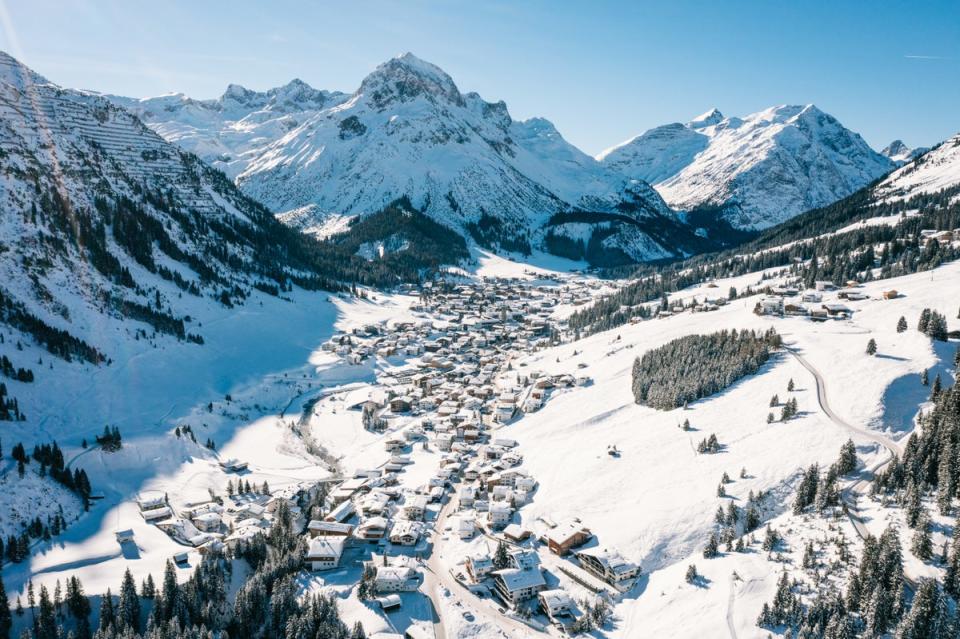 Lovely Lech, carpeted in snow (Severin*s Lech / Magulski)