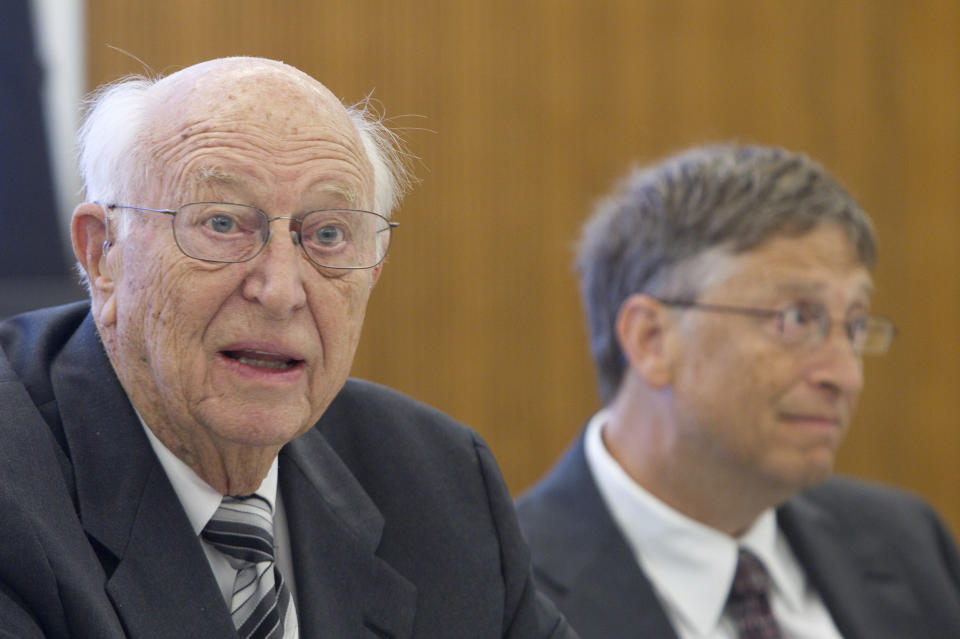 Image: Bill Gates Sr., father of Microsoft Inc. founder Bill Gates, speaks during an interview with Bill Gates in Alexandria, VA. (Andrew Harrer / Bloomberg via Getty Images file)