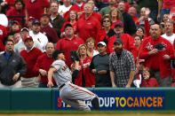 ST LOUIS, MO - OCTOBER 17: Hunter Pence #8 of the San Francisco Giants catches a ball in right field hit by Allen Craig #21 of the St. Louis Cardinals in the fourth inning in Game Three of the National League Championship Series at Busch Stadium on October 17, 2012 in St Louis, Missouri. (Photo by Elsa/Getty Images)