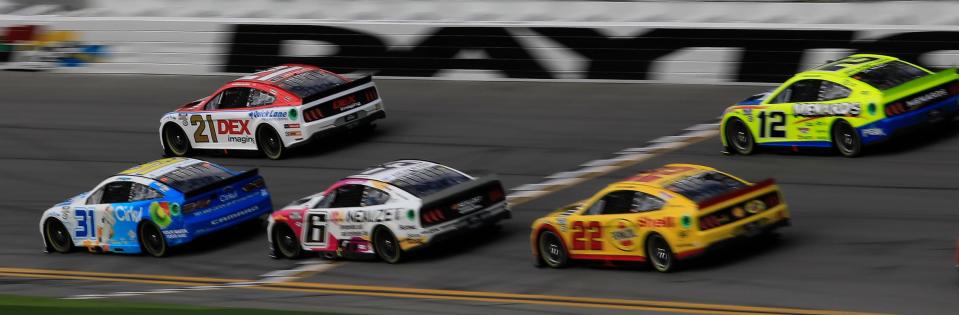 Brad Keselowski (6) turned in the fastest lap of final Cup Series practice on Saturday morning.