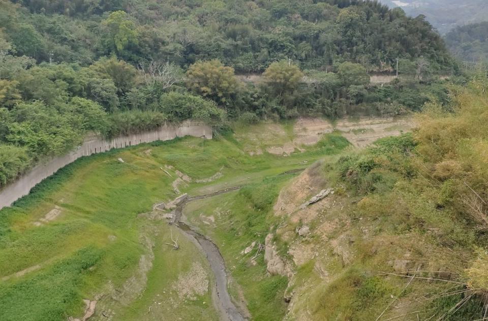 鯉魚潭水庫18日降雨量只有6毫米。（圖：民眾提供）