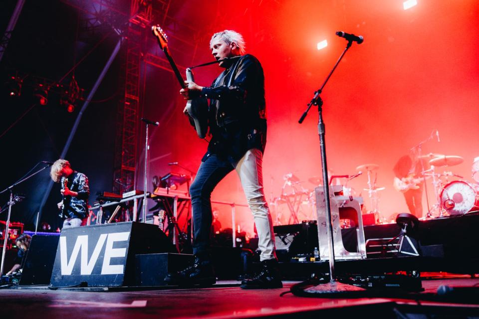 Le groupe Arcade Fire sur la scène du festival Coachella le 15 avril 2022. - Rich Fury - AFP