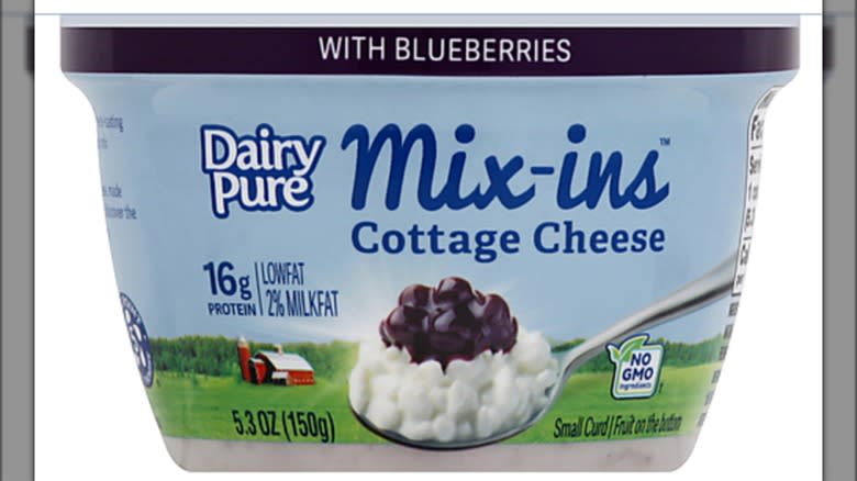 Dairy Pure cottage cheese blueberry