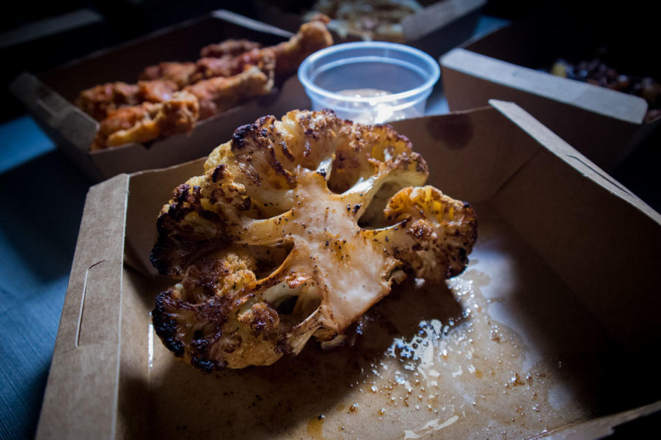 Roasted cauliflower steak (PHOTO: Zat Astha/Yahoo Lifestyle SEA)