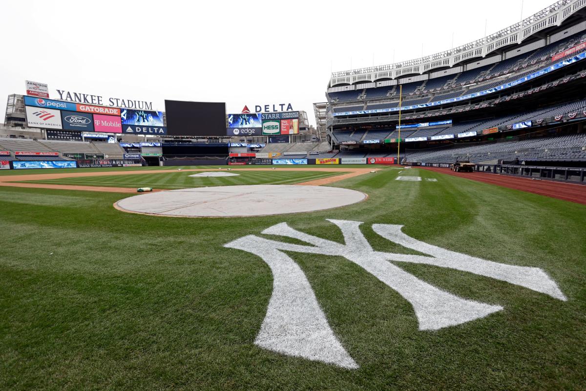 Yankee Stadium, New York Yankees ballpark - Ballparks of Baseball