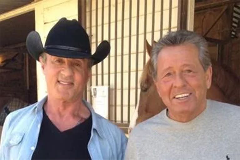 Junto a su gran amigo Sylvester Stallone