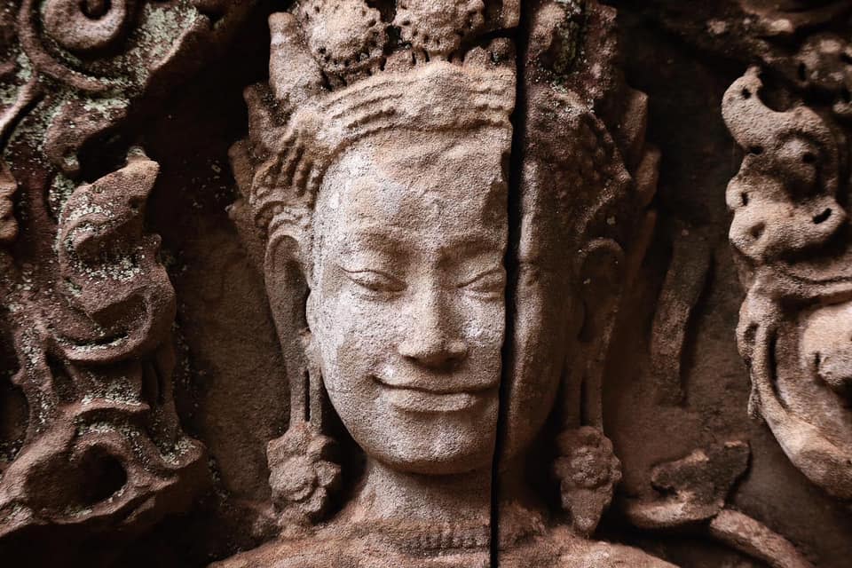 Sonrisas milenarias de Angkor
