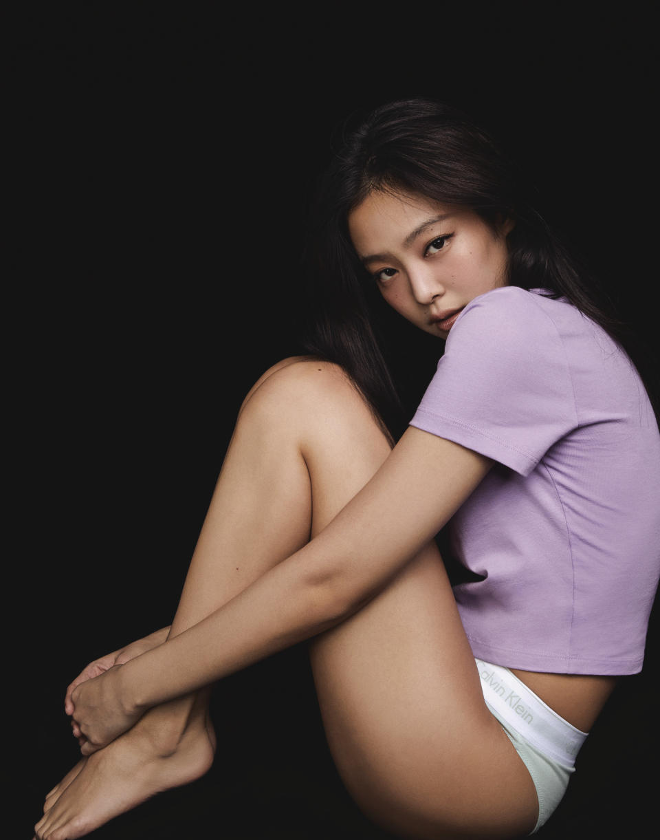 jennie blackpink Calvin Klein