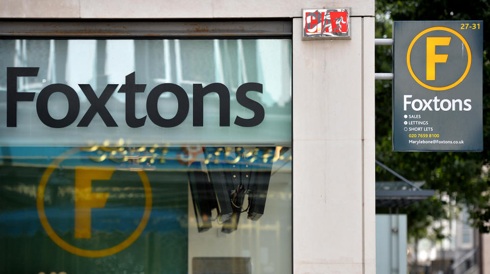 A branch of Foxtons estate agents is seen in central London on September 20, 2013. British estate agency Foxtons made a strong stock market debut, reinforcing investor hopes that Britain's housing market recovery is set to continue despite fears of another bubble. AFP PHOTO / BEN STANSALL        (Photo credit should read BEN STANSALL/AFP via Getty Images)