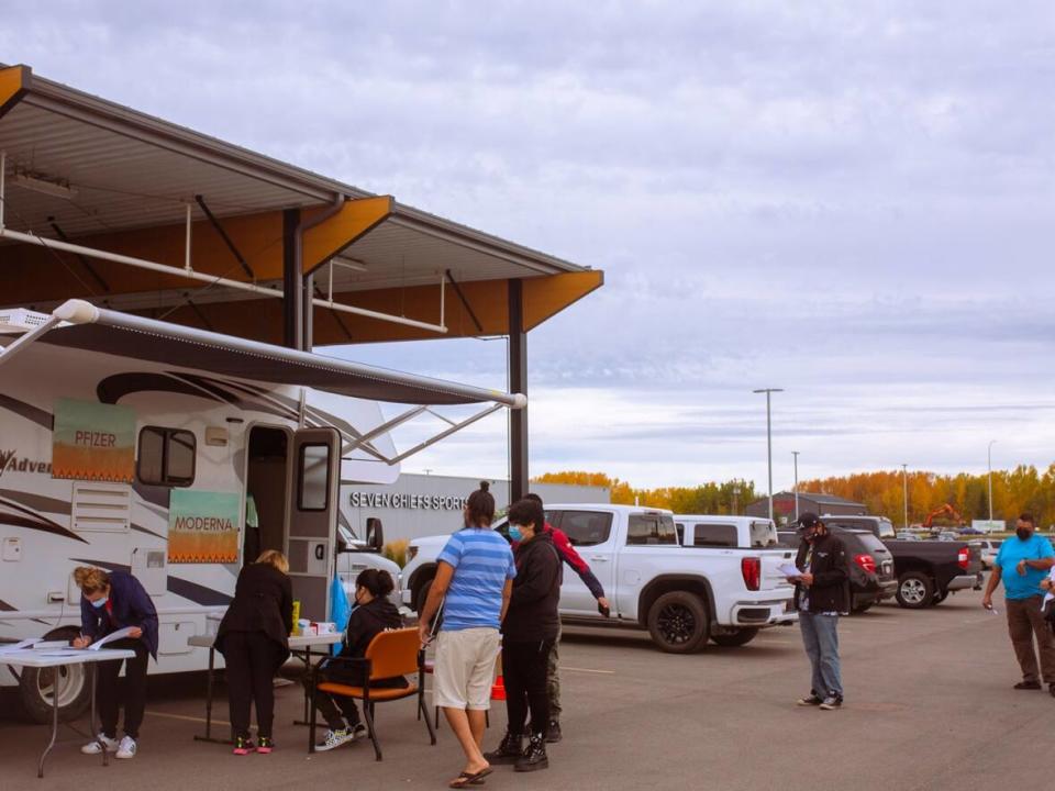 The mobile vaccination clinic in Tsuut'ina Nation in late September.  (Dalton Dodginghorse/Facebook - image credit)