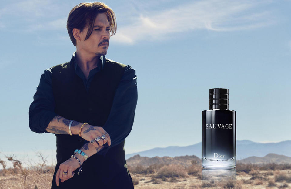 The actor's scruffy look compliments the chic fragrance. (Photo: Jean-Baptiste Mondino/Dior)