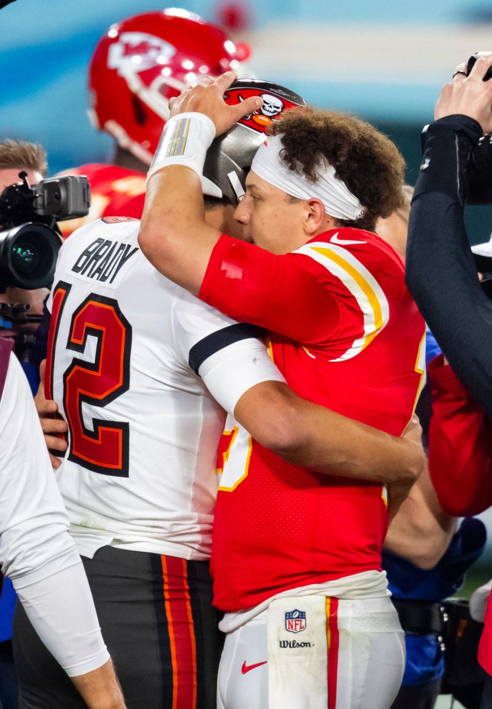 Tom Brady and Patrick Mahomes meet in a rematch of Super Bowl 55 between the Kansas City Chiefs and Tampa Bay Buccaneers in NFL Week 4 on Sunday Night Football.