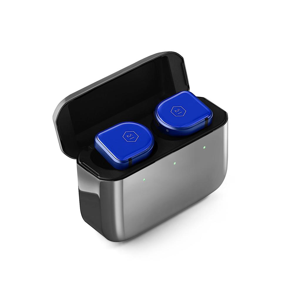 <p>Master & Dynamic's latest true wireless earbuds have a familiar design with new materials, larger drivers and more robust active noise cancellation.</p>
