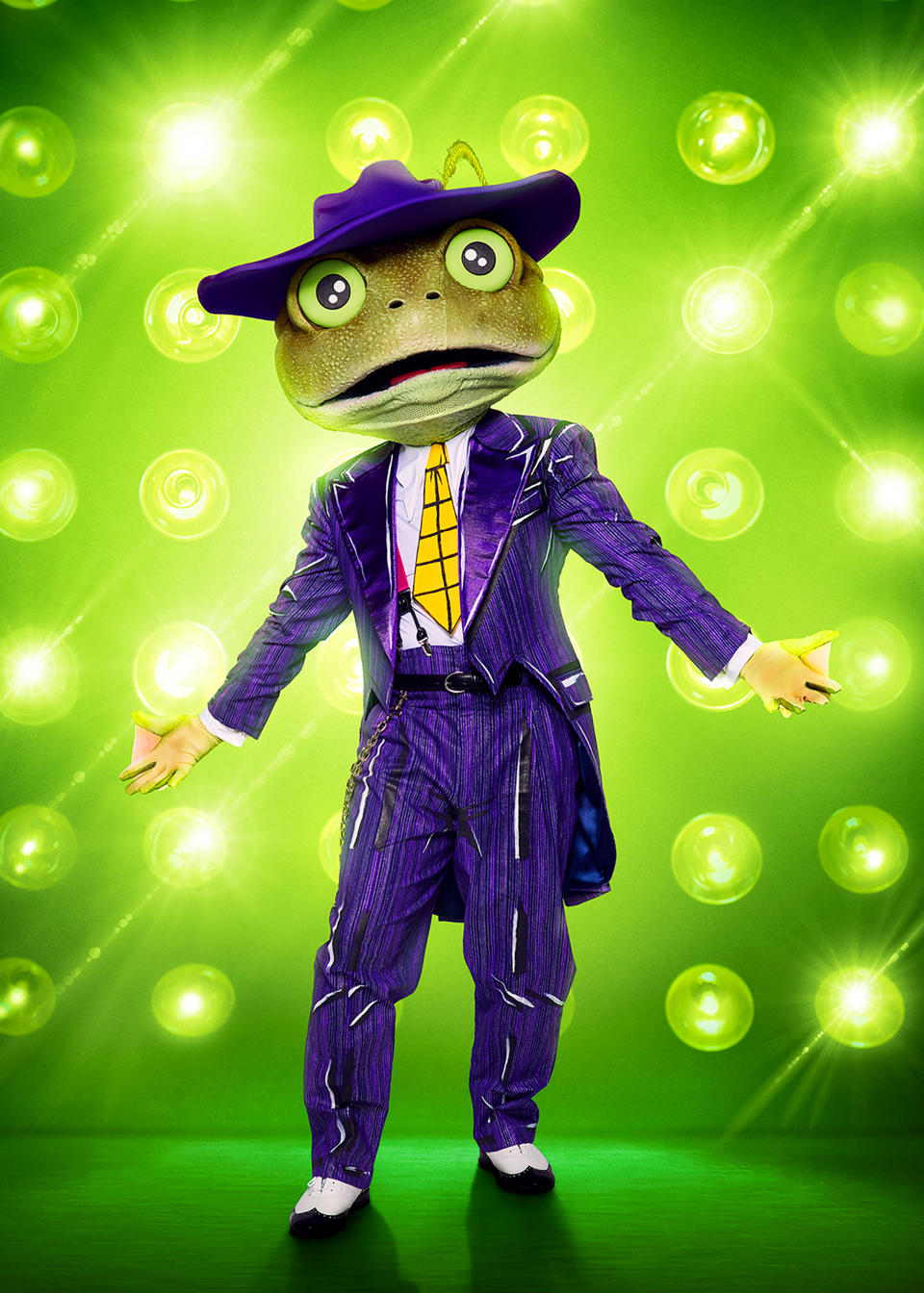 THE MASKED SINGER: The Frog. CR: Michael Becker / FOX. © 2020 FOX MEDIA LLC.