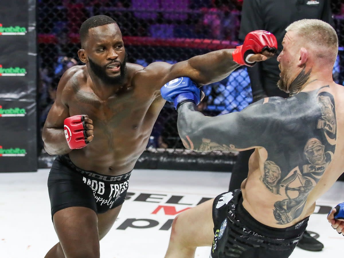 Edwards during his last fight, a points win over Charlie Ward in October (Bellator MMA / Lucas Noonan)