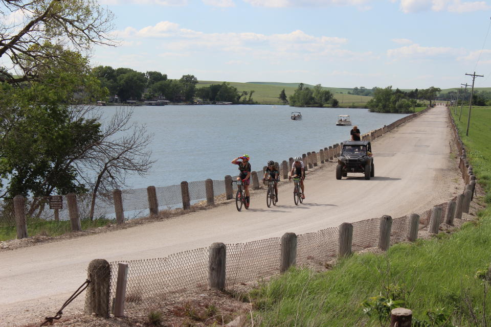 Roaming cameras on 4x4s are planned to bring additional live footage to FloBikes coverage from Unbound Gravel in 2022